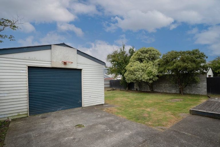 Photo of property in 41 Burns Avenue, Takaro, Palmerston North, 4412