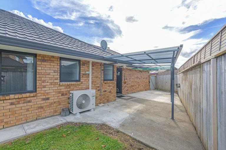 Photo of property in 9 Alpine Grove, Kelvin Grove, Palmerston North, 4414