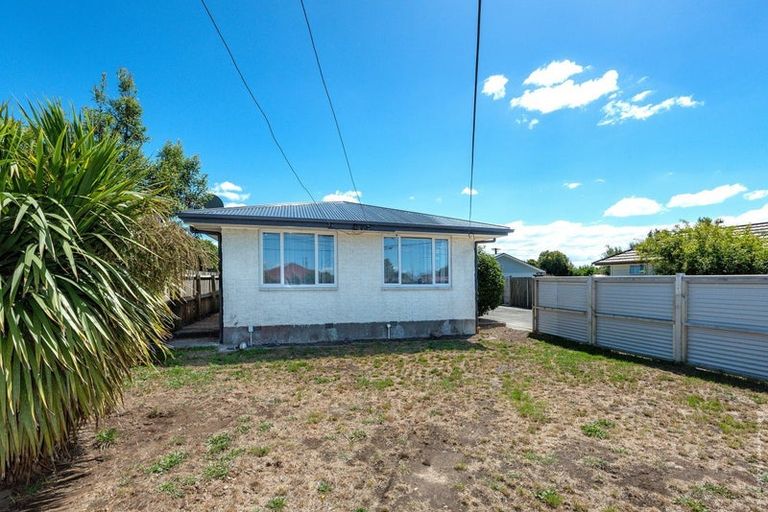 Photo of property in 67 Rowses Road, Aranui, Christchurch, 8061