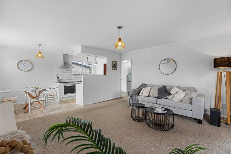 Photo of property in 10c Emerald Place, Papamoa Beach, Papamoa, 3118