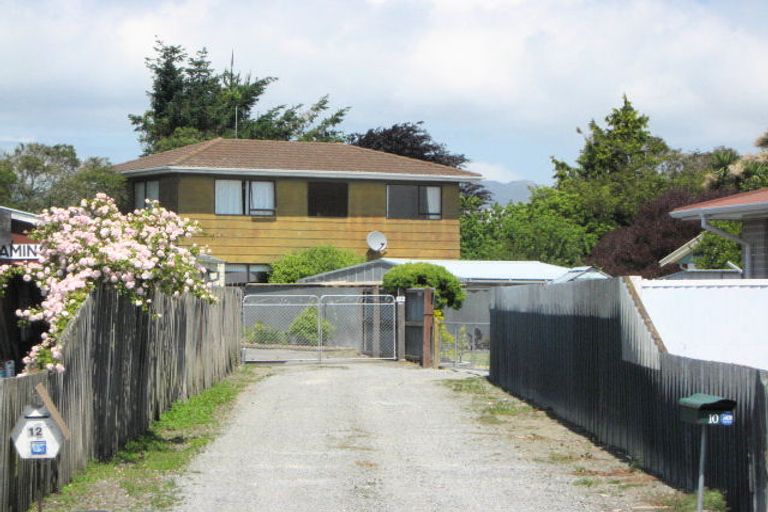 Photo of property in 12 Woodlands Place, Aranui, Christchurch, 8061