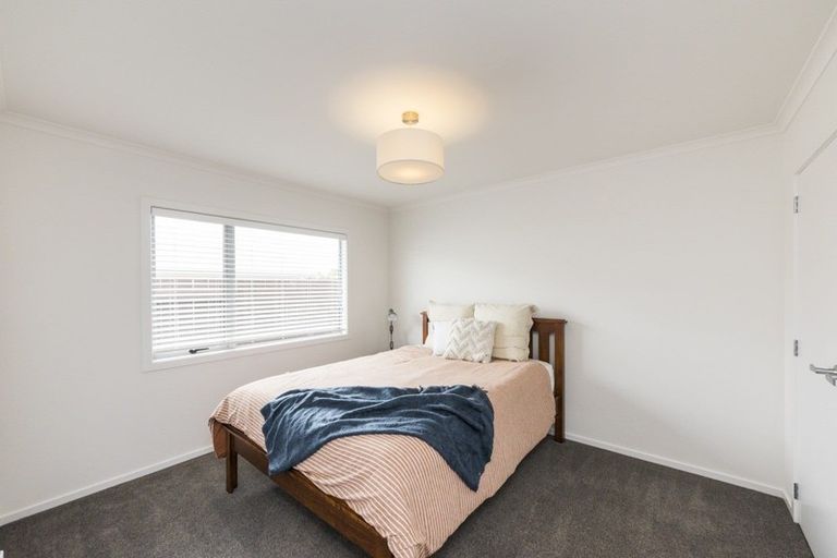 Photo of property in 21 Wescombe Grove, Feilding, 4702