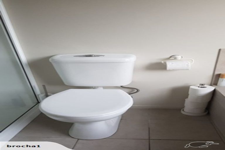 Photo of property in 26a Kinleith Way, Albany, Auckland, 0632