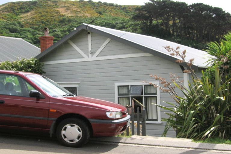 Photo of property in 38 Rhine Street, Island Bay, Wellington, 6023