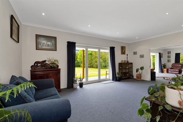 Photo of property in 2162 North Eyre Road, West Eyreton, Rangiora, 7475