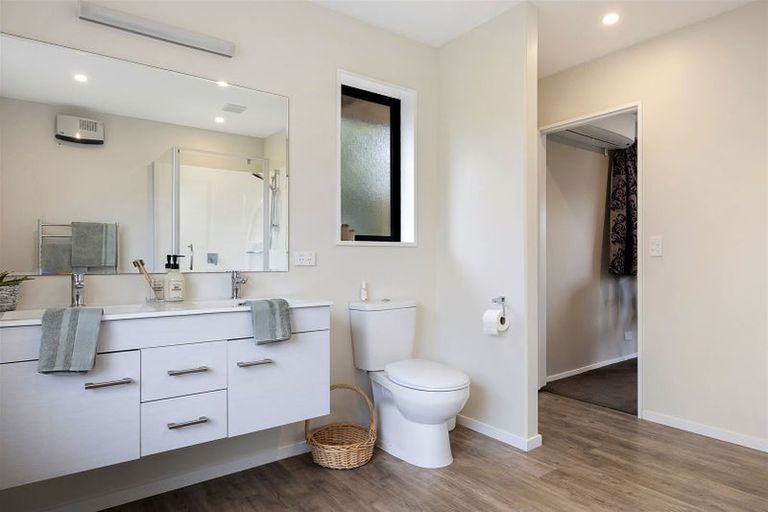 Photo of property in 2 Jacks Drive, West Melton, 7618