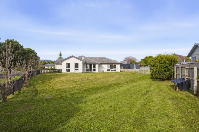 Photo of property in 10 Tamihana Street, Otaki, 5512