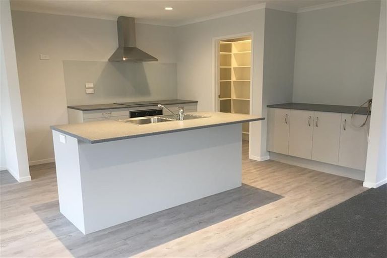 Photo of property in 10 Taiko Place, Kenepuru, Porirua, 5022