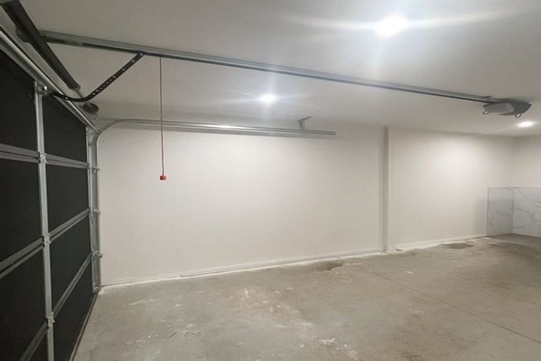 Photo of property in 74a Miller Road, Mangere Bridge, Auckland, 2022