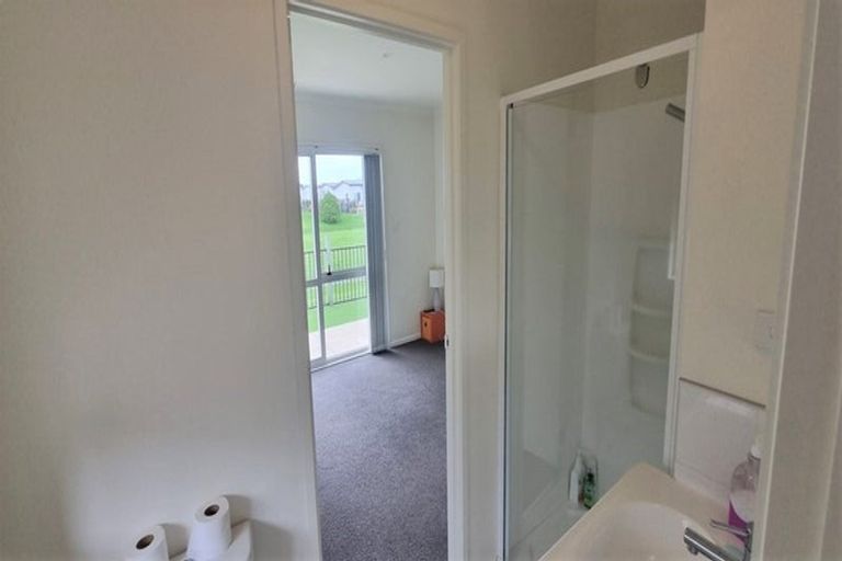 Photo of property in 32 Cupples Street, Papamoa Beach, Papamoa, 3118