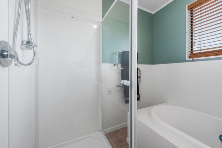 Photo of property in 13 Fenchurch Grove, Stokes Valley, Lower Hutt, 5019