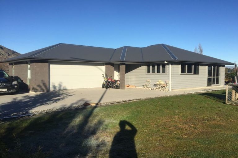 Photo of property in 5 Cotswold Court, Lower Shotover, Queenstown, 9304