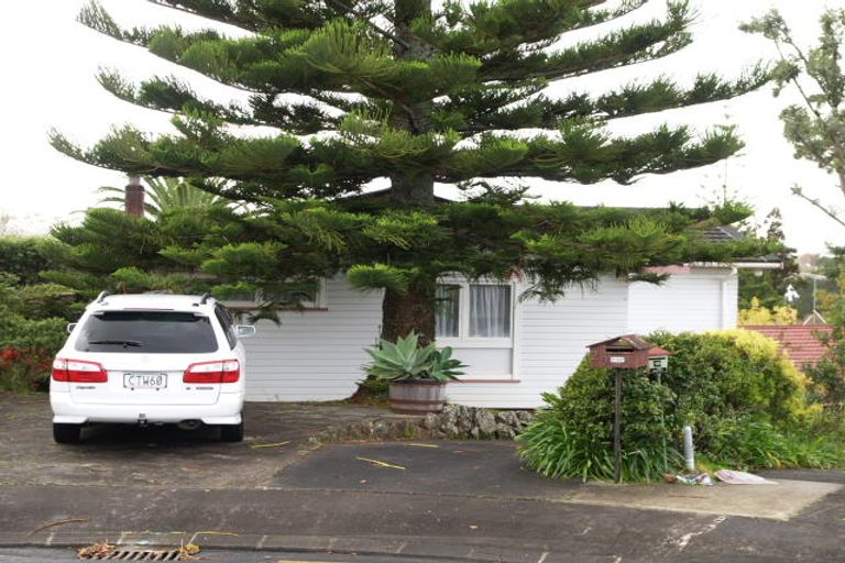 Photo of property in 20 Reydon Place, Cockle Bay, Auckland, 2014
