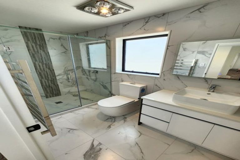 Photo of property in 32 Jabal Crescent, Totara Park, Auckland, 2105