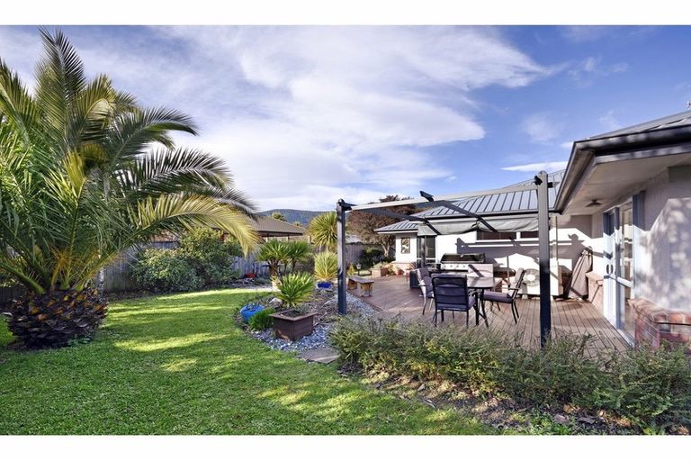 Photo of property in 19 Covent Drive, Stoke, Nelson, 7011