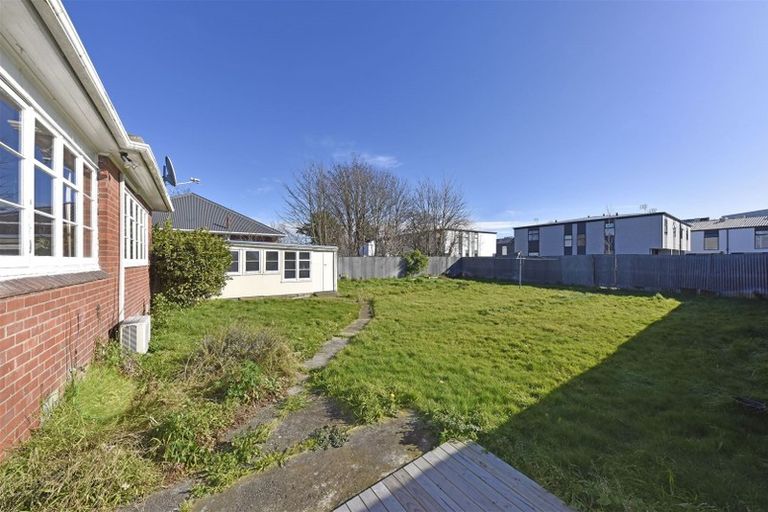 Photo of property in 8 Rowe Place, Burwood, Christchurch, 8061