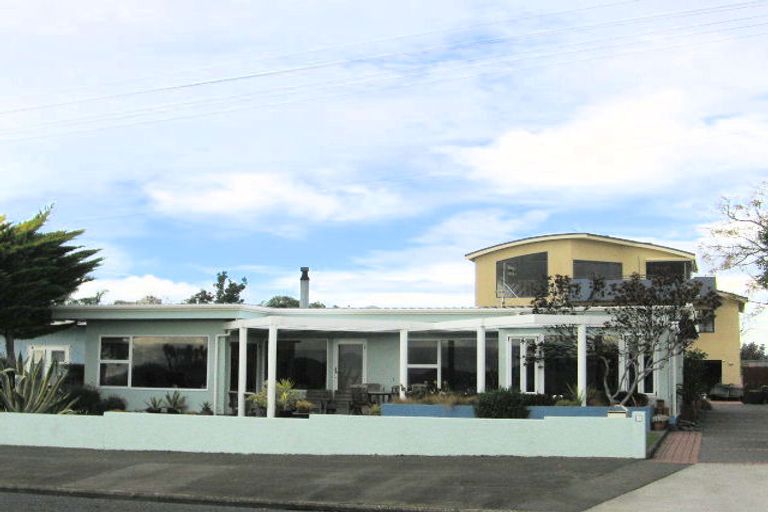 Photo of property in 10 Charles Street, Westshore, Napier, 4110