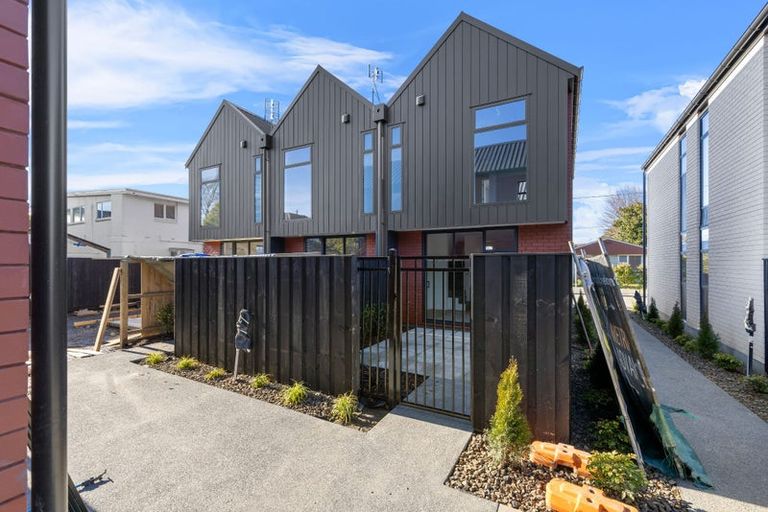 Photo of property in 1/7 Donald Place, St Albans, Christchurch, 8014