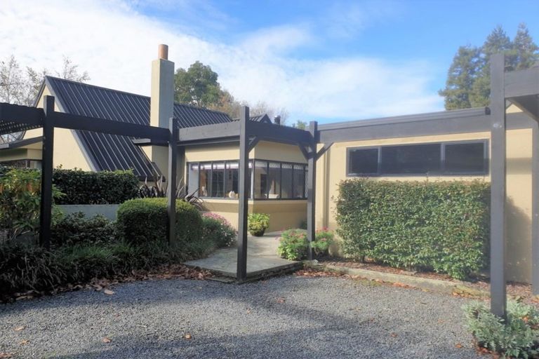 Photo of property in 97 Adelaide Road, Dannevirke, 4930