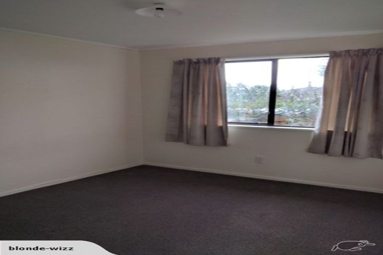 Photo of property in 2/67 Sunvue Road, Glen Eden, Auckland, 0602