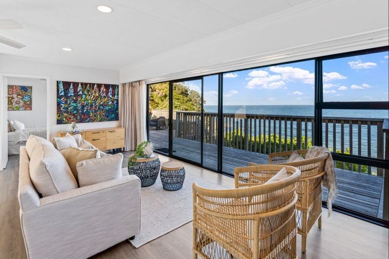 Photo of property in 61 Grand View Road, Leigh, 0985