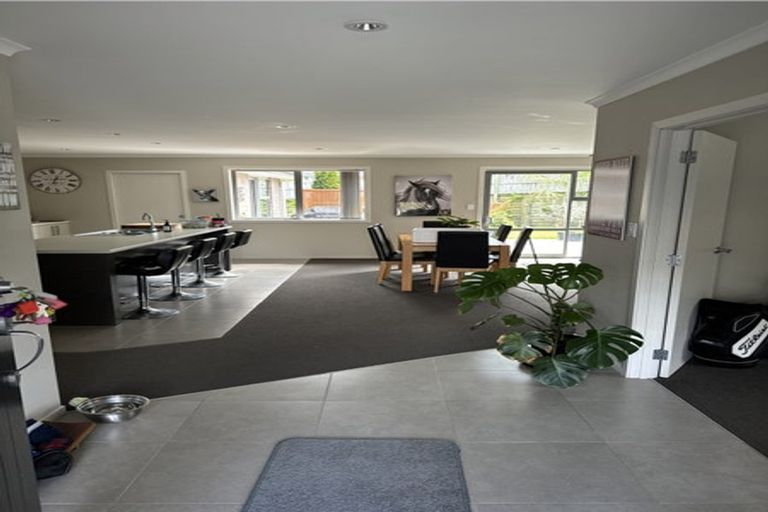 Photo of property in 5 Northbrook Glen, Flagstaff, Hamilton, 3210