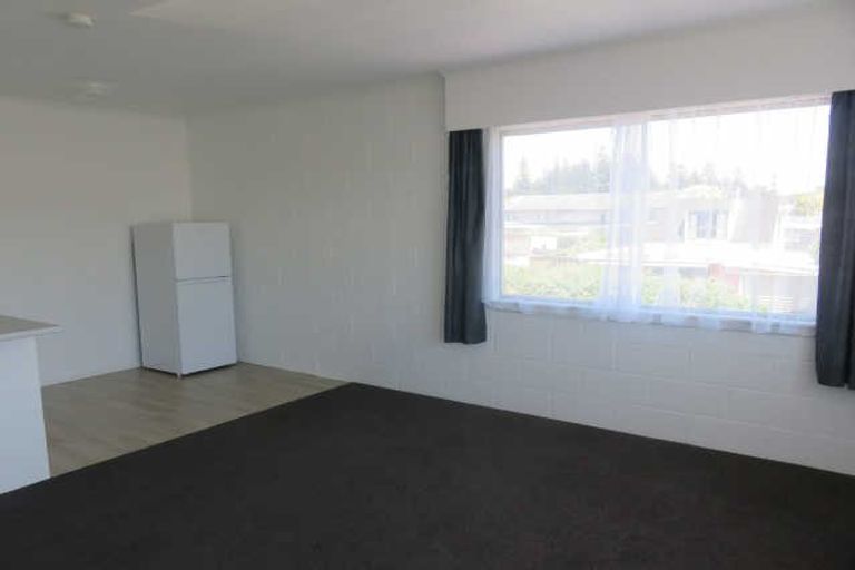 Photo of property in 8/8 Edgecumbe Street, Whitiora, Hamilton, 3200