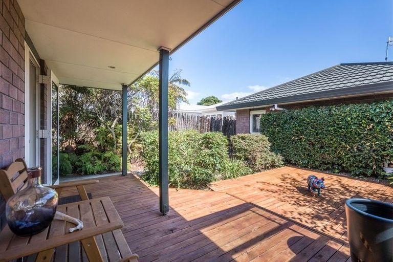 Photo of property in 62 Matatua Road, Raumati Beach, Paraparaumu, 5032