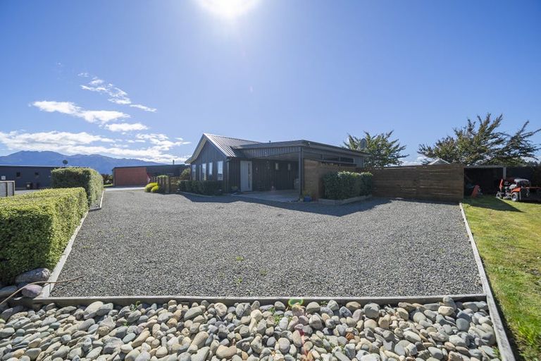 Photo of property in 37 Paton Place, Te Anau, 9600