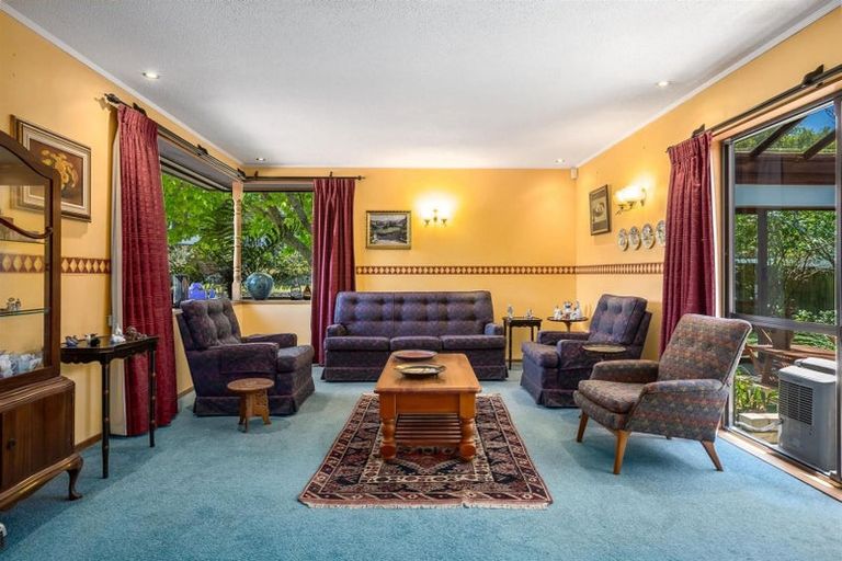 Photo of property in 12 Observatory Close, Whitby, Porirua, 5024