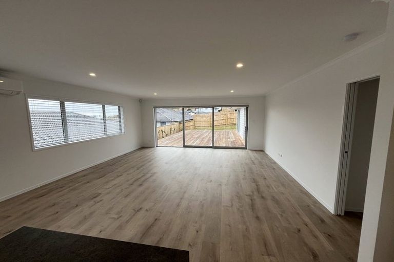 Photo of property in 14 Viv Green Place, Pokeno, 2402