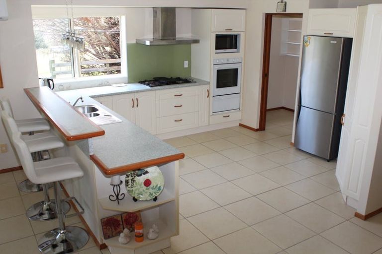 Photo of property in 38 Henson Road, Whitford, Howick, 2571