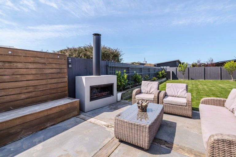 Photo of property in 12 Prendiville Lane, Greytown, 5712