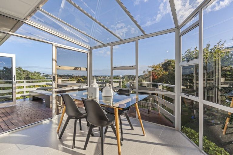 Photo of property in 49 Queens Road, Glen Avon, New Plymouth, 4312