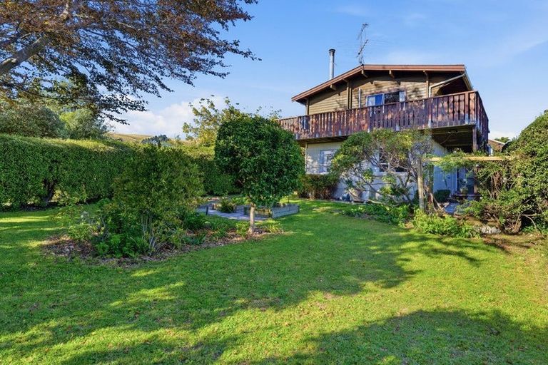 Photo of property in 365 Centaurus Road, Hillsborough, Christchurch, 8022