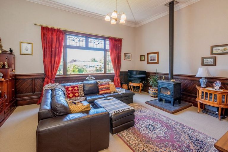 Photo of property in 209 Tiro Tiro Road, Levin, 5510