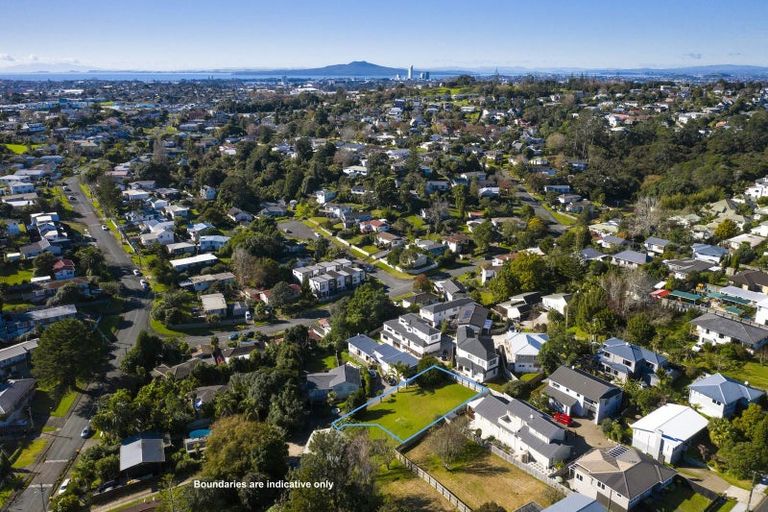 Photo of property in 78a Peach Road, Glenfield, Auckland, 0629