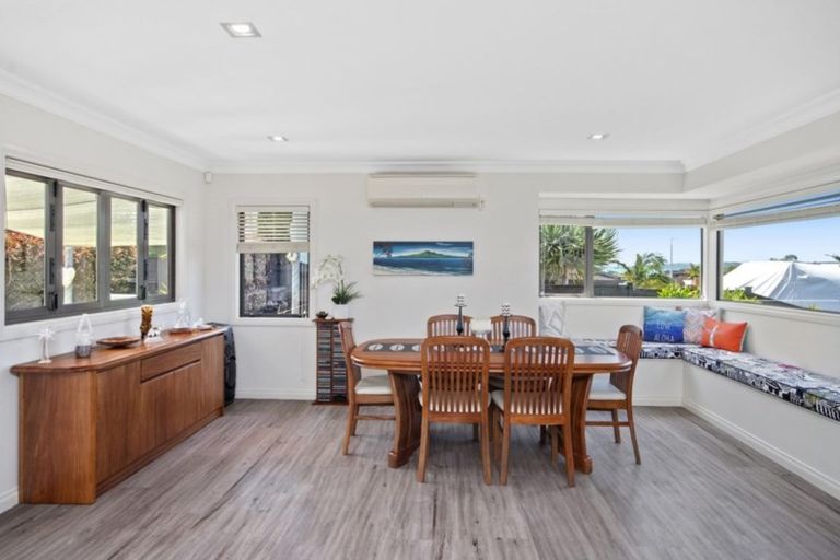 Photo of property in 34 Intrepid Crescent, Beachlands, Auckland, 2018