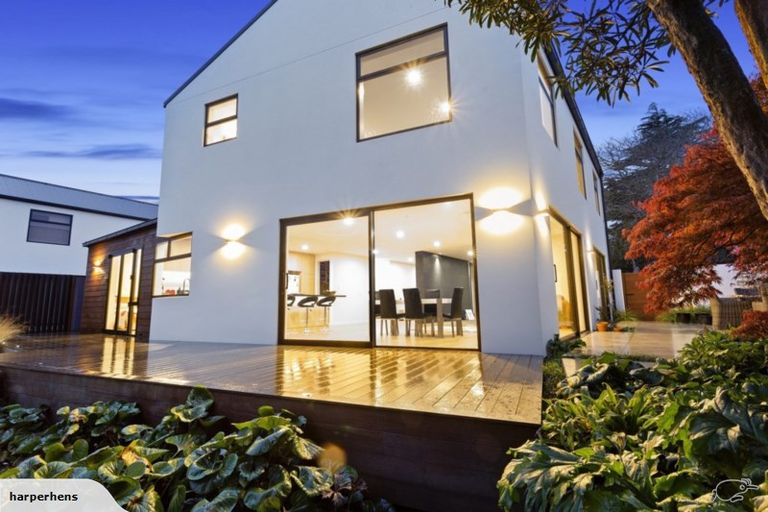 Photo of property in 80c Clyde Road, Ilam, Christchurch, 8041