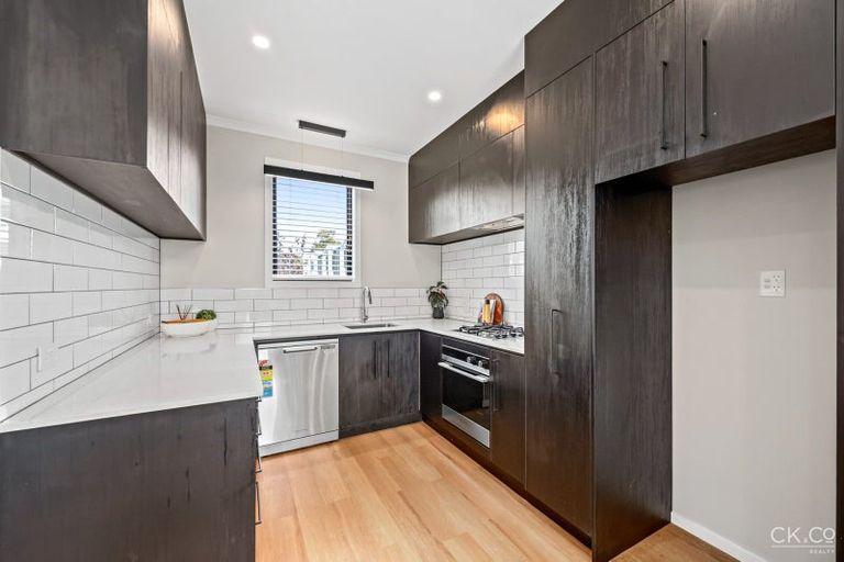 Photo of property in 7 Aston Crescent, Wallaceville, Upper Hutt, 5018