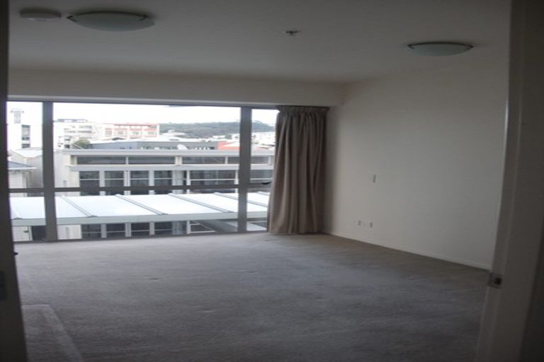 Photo of property in Sol Apartments, 11/37 Jessie Street, Te Aro, Wellington, 6011