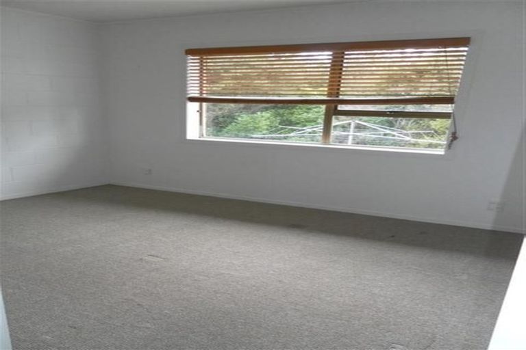 Photo of property in 38a Amorino Drive, Red Beach, 0932