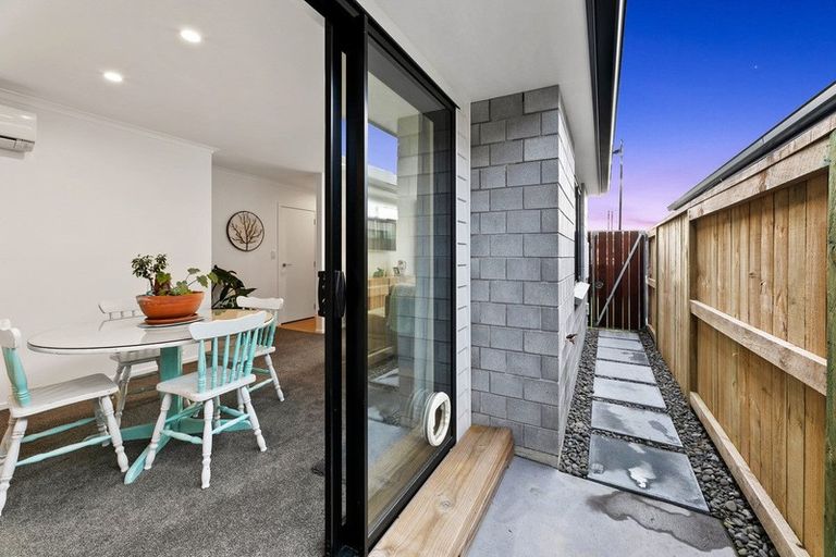 Photo of property in 28 Foley Grove, Pyes Pa, Tauranga, 3110