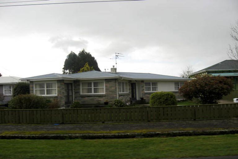 Photo of property in 82 Kent Street, Carterton, 5713