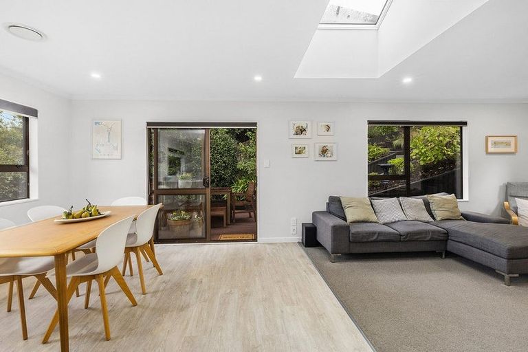 Photo of property in 11 Eclipse Lane, Whitby, Porirua, 5024