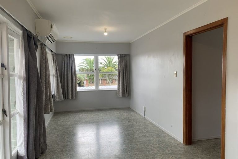 Photo of property in 7a Parker Avenue, New Lynn, Auckland, 0600