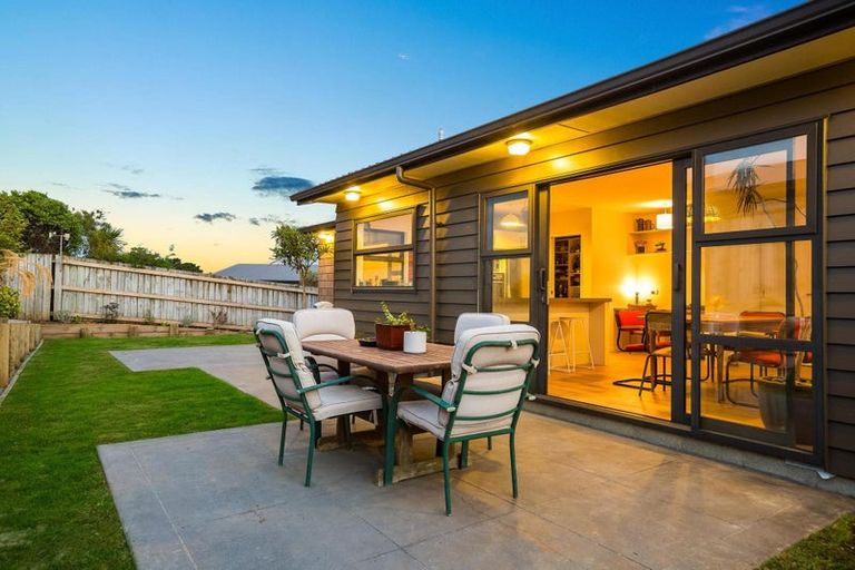 Photo of property in 42 Mo Street, Camborne, Porirua, 5026