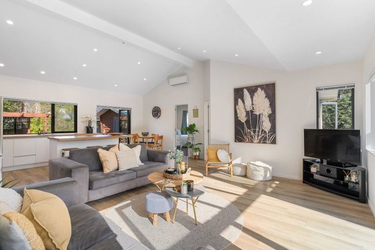 Photo of property in 13 Given Grove, Pauanui, Hikuai, 3579