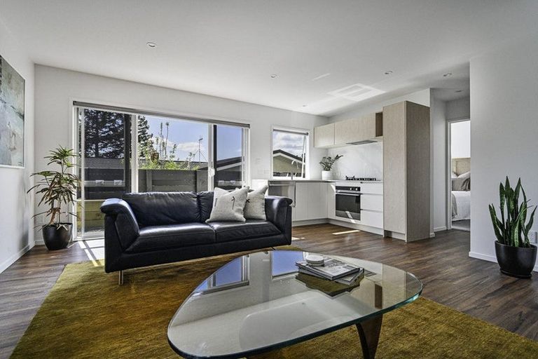 Photo of property in 3 Hikanui Drive, Havelock North, 4130