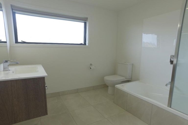 Photo of property in 19 Oxfordshire Avenue, Lower Shotover, Queenstown, 9304